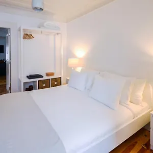 Sunny And Stylish - 11 Min To The Center Apartment