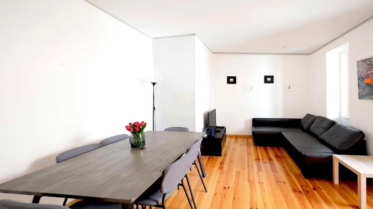 Apartment Lisboa Sweet Family Homestay